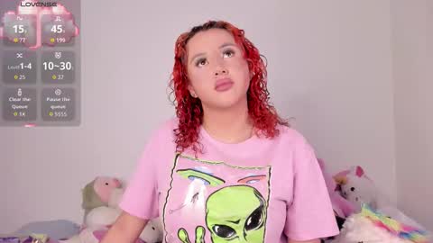 yunahott_ online show from November 17, 4:37 am