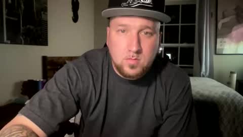 yungmugger47 online show from May 3, 3:12 am