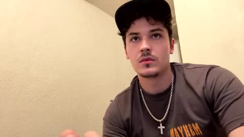 yungstudbev online show from October 15, 4:16 am