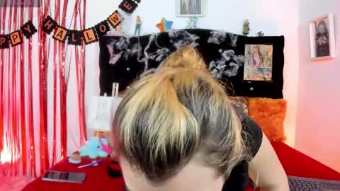 yuong soo online show from October 27, 9:37 pm