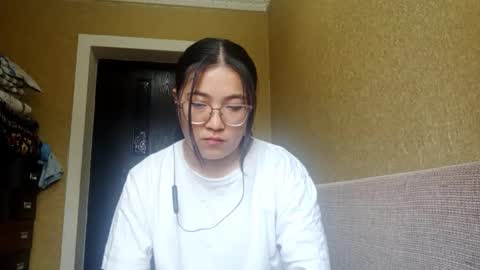 Yuna online show from November 10, 4:15 am