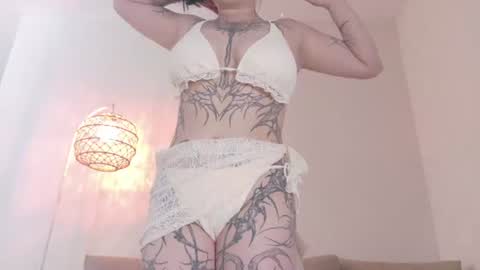Hi My name Yuriko online show from June 17, 10:20 am