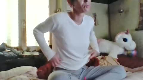 levy-revy online show from April 11, 11:36 am