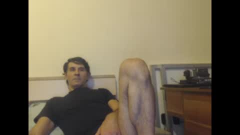 yvesstorm5 online show from January 4, 4:22 pm