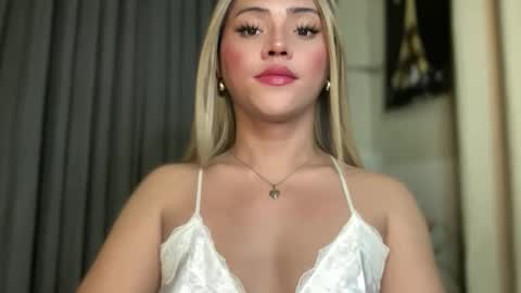 Miss Cali online show from January 14, 9:01 pm