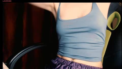 yzza_suave online show from May 20, 9:21 pm