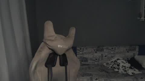 Toshka online show from April 4, 9:00 pm