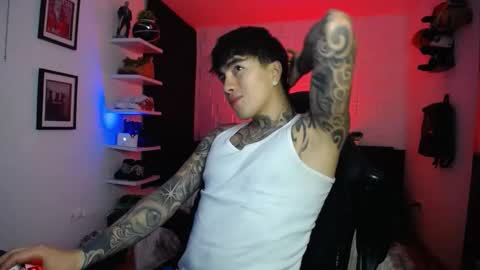 zac_muller1 online show from March 10, 5:45 am