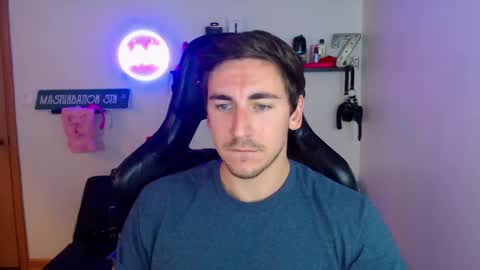 Zach Rhyder online show from December 2, 3:08 am