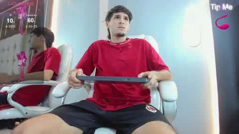 zack23__ online show from July 11, 7:56 am