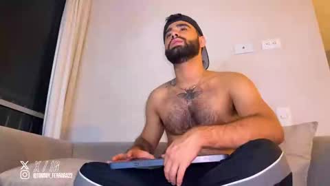 zack_sullivan22 online show from February 21, 1:52 am