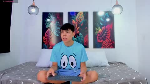 Zack Torres online show from May 31, 8:32 pm