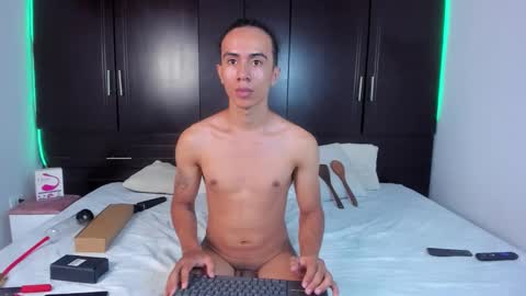 zadders_yb online show from September 12, 5:31 am