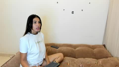 zafiro_lee online show from May 6, 4:29 am