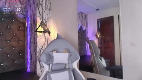   online show from November 20, 7:11 pm