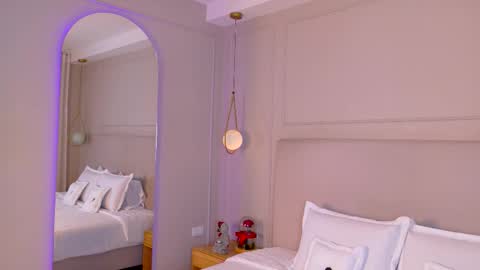 Zane Dawson online show from November 20, 4:00 am