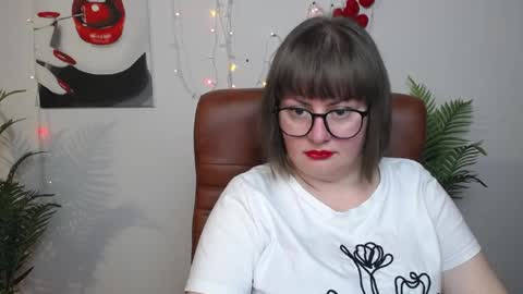 zannadreil online show from May 7, 6:58 pm