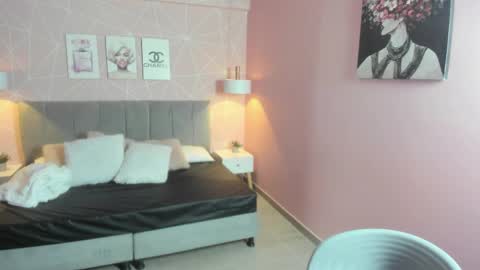 Zara Sweet  online show from April 20, 1:03 pm