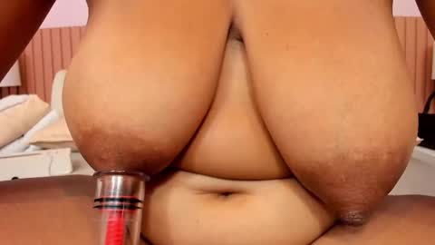 zara lopez online show from December 19, 7:42 pm