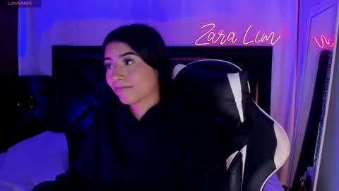 Zara Lim  online show from November 16, 2:13 am