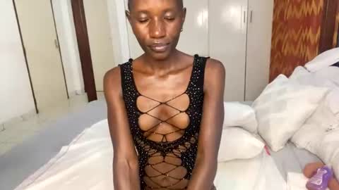 zaria_amara online show from July 21, 7:49 pm