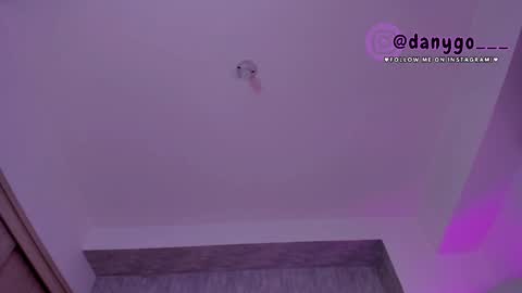 Zariana online show from March 6, 9:31 pm