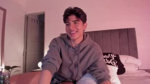 Hii im Zay.                 I save money for education. PVT Open. online show from February 14, 6:38 am