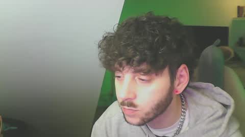 Zed online show from December 21, 8:10 pm