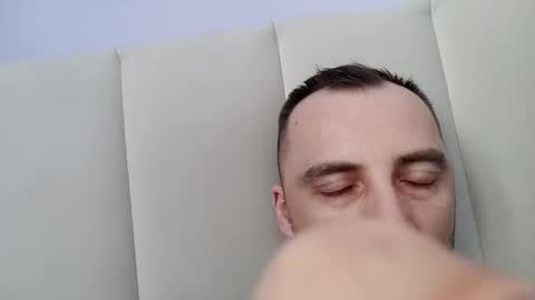 zenek1989007 online show from April 4, 5:58 am