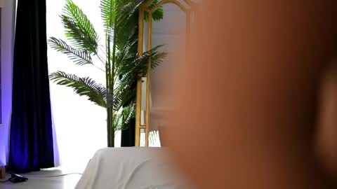 ZenyaNoir online show from April 19, 9:21 am