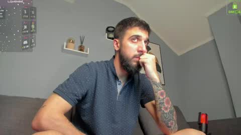 ZEYN online show from May 31, 11:42 am