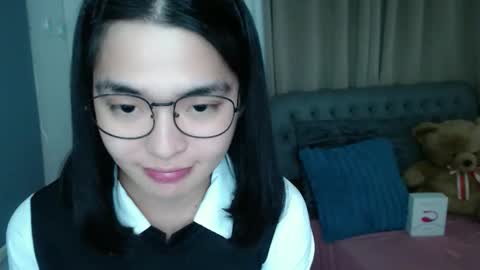 im your lovely zhaviabigcock here online show from December 14, 4:52 am