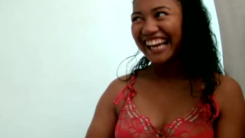 elly online show from June 24, 5:14 am