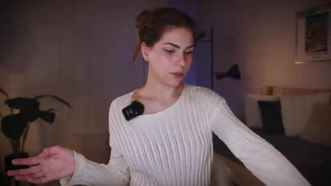 Zara  Join next live  at 5PM EST  online show from February 4, 10:35 pm