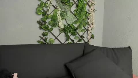 Zoe Blake online show from July 28, 6:20 pm