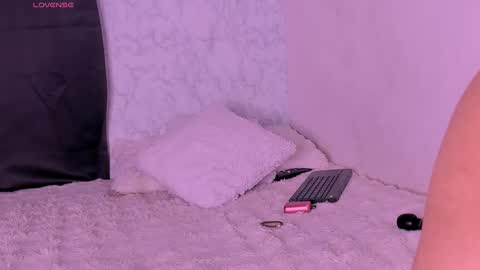 Zoe online show from November 15, 12:45 am