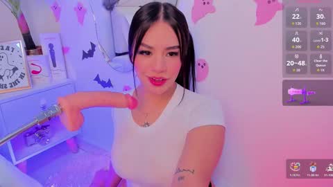 Snapshot of zoe_rivers chatting on October 25, 12:44 am Zoe online show from October 25, 12:44 am
