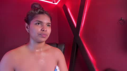 Zoe online show from March 4, 7:54 pm