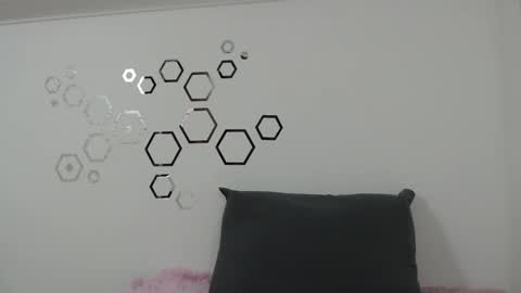 Carolina online show from September 17, 9:07 pm