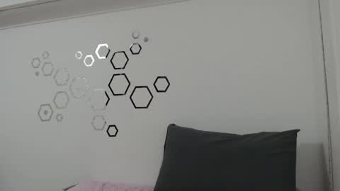 Carolina online show from September 8, 11:04 pm