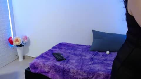 Carolina online show from March 1, 2:59 am