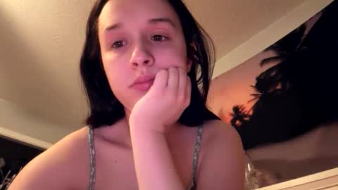 zoeapolo online show from April 10, 12:27 am