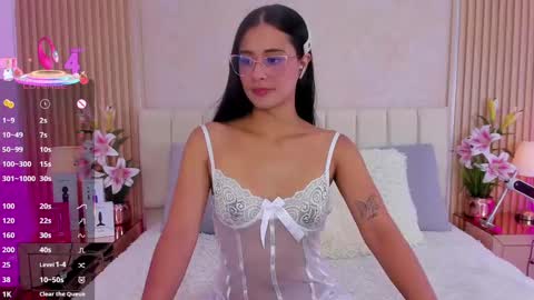 zoebarlowe online show from October 9, 7:19 pm