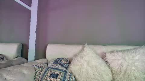 ZOE online show from July 13, 8:45 pm