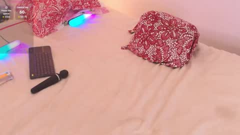 Snapshot of zoemonroe7 chatting on October 6, 10:27 pm lia monroe online show from October 6, 10:27 pm