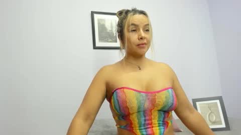 Isabella online show from October 21, 3:11 am