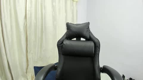 Isabella online show from February 26, 1:53 am