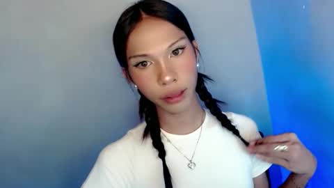 zoey online show from May 13, 8:51 pm
