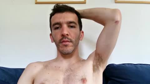 zom online show from April 22, 10:55 am