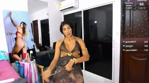 zou_quira online show from January 19, 1:59 am